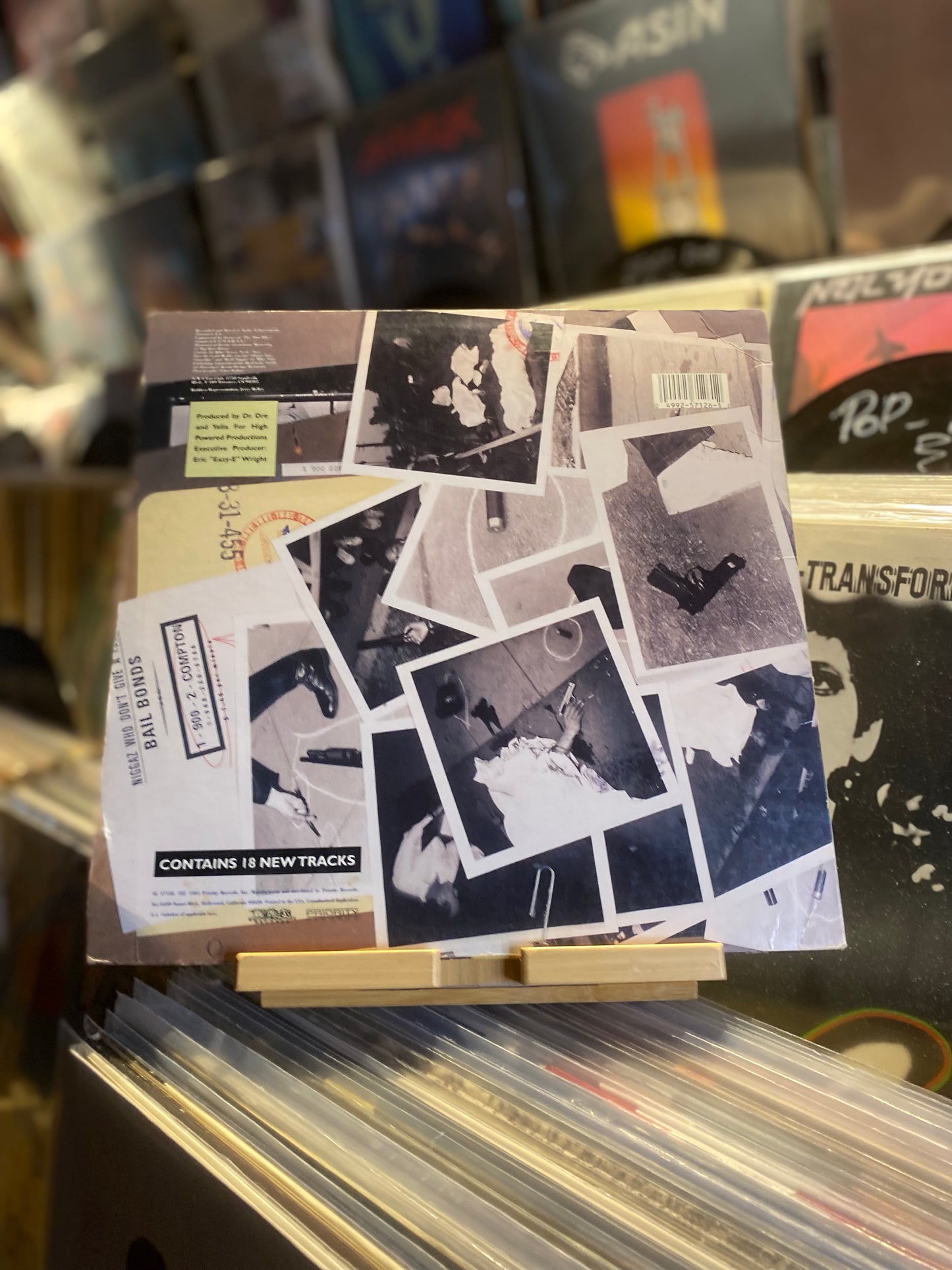 NWA – EFIL4ZAGGIN / (OG US 1991)
