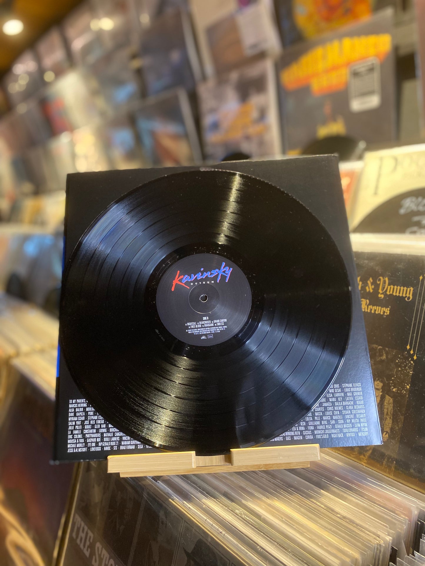 KAVINSKY – OUTRUN / LP (OG FR 2013)