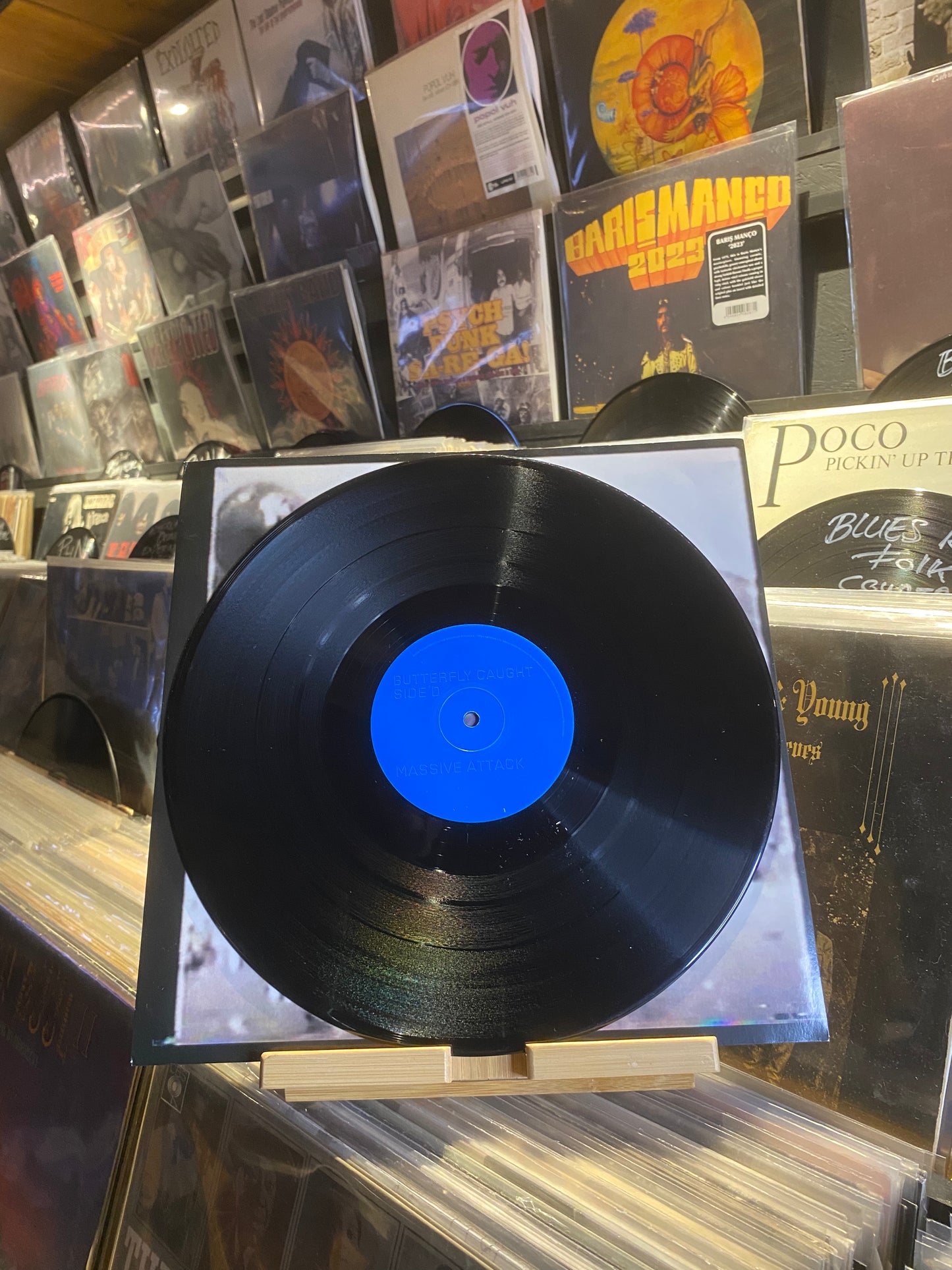 MASSIVE ATTACK – BUTTERFLY CAUGHT / 2X LP (OG UK 2003)