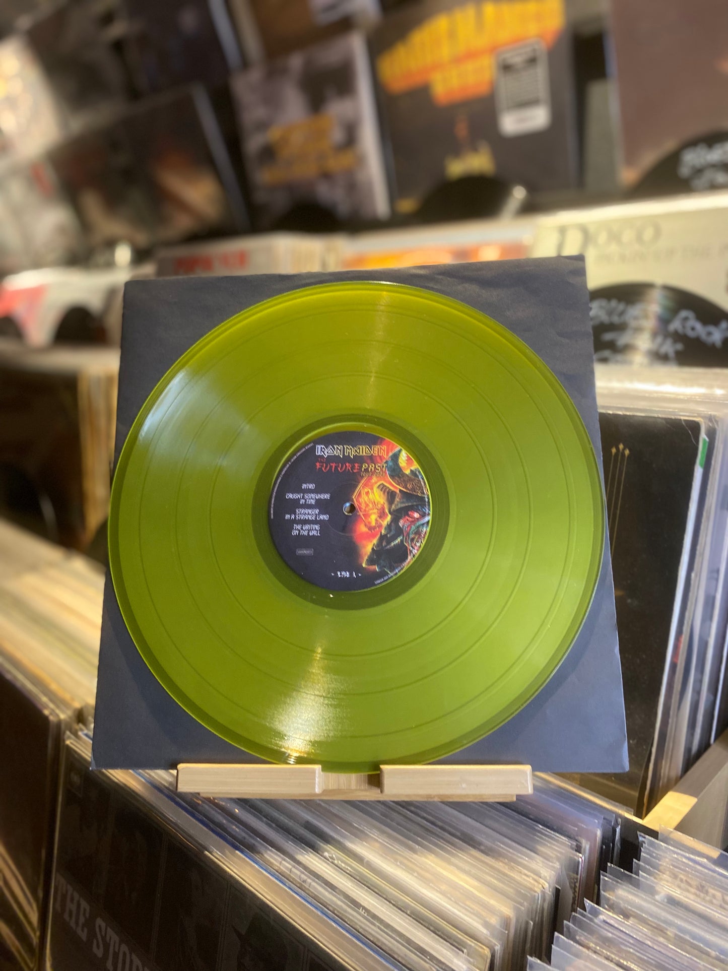 IRON MAIDEN – LOST IN A LOST WORLD / Unofficial Yellow Vinyl Color (EU 2023)
