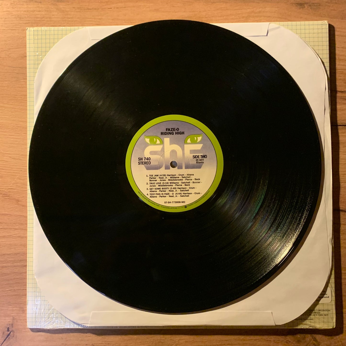 Queen – Greatest Hits / 2xLP, Comp, RE, RM, Gat (EU 2016)