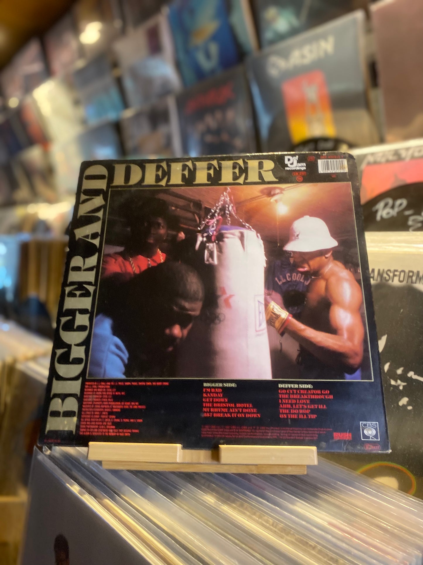 L.L. COOL J – BIGGER AND DEFFER...OG EU 1987... VG+/VG+