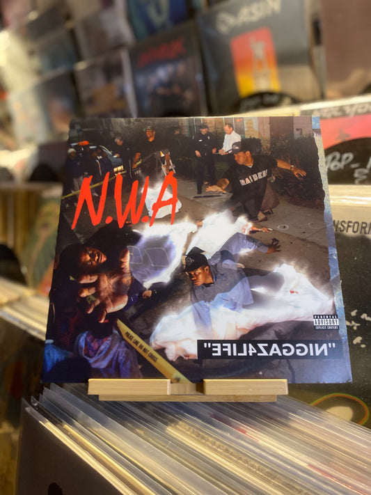 N.W.A* – EFIL4ZAGGIN / 100 MILES AND RUNNIN'/ Gatefold (RE US 2002 )