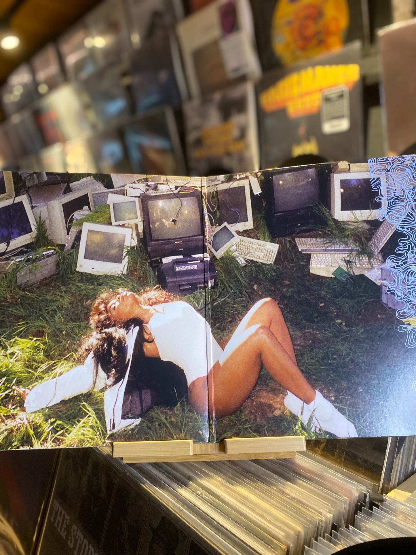 SZA – CTRL / 2 X LP REPRESS GREEN TRANSLUCENT VINYL COLOR (EU 2022)