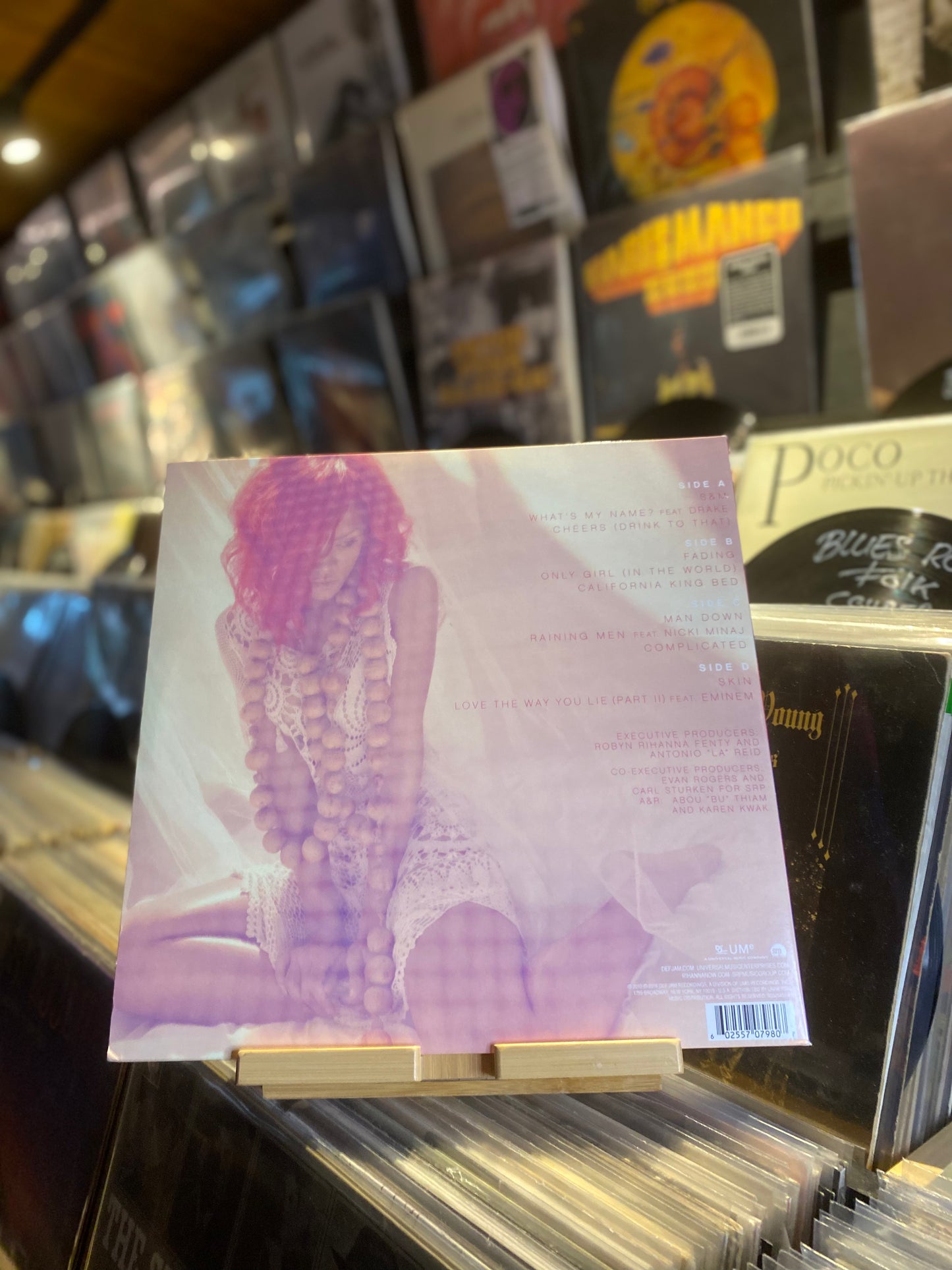 RIHANNA – LOUD / DLP GATEFOLD (REISSUE US 2017)