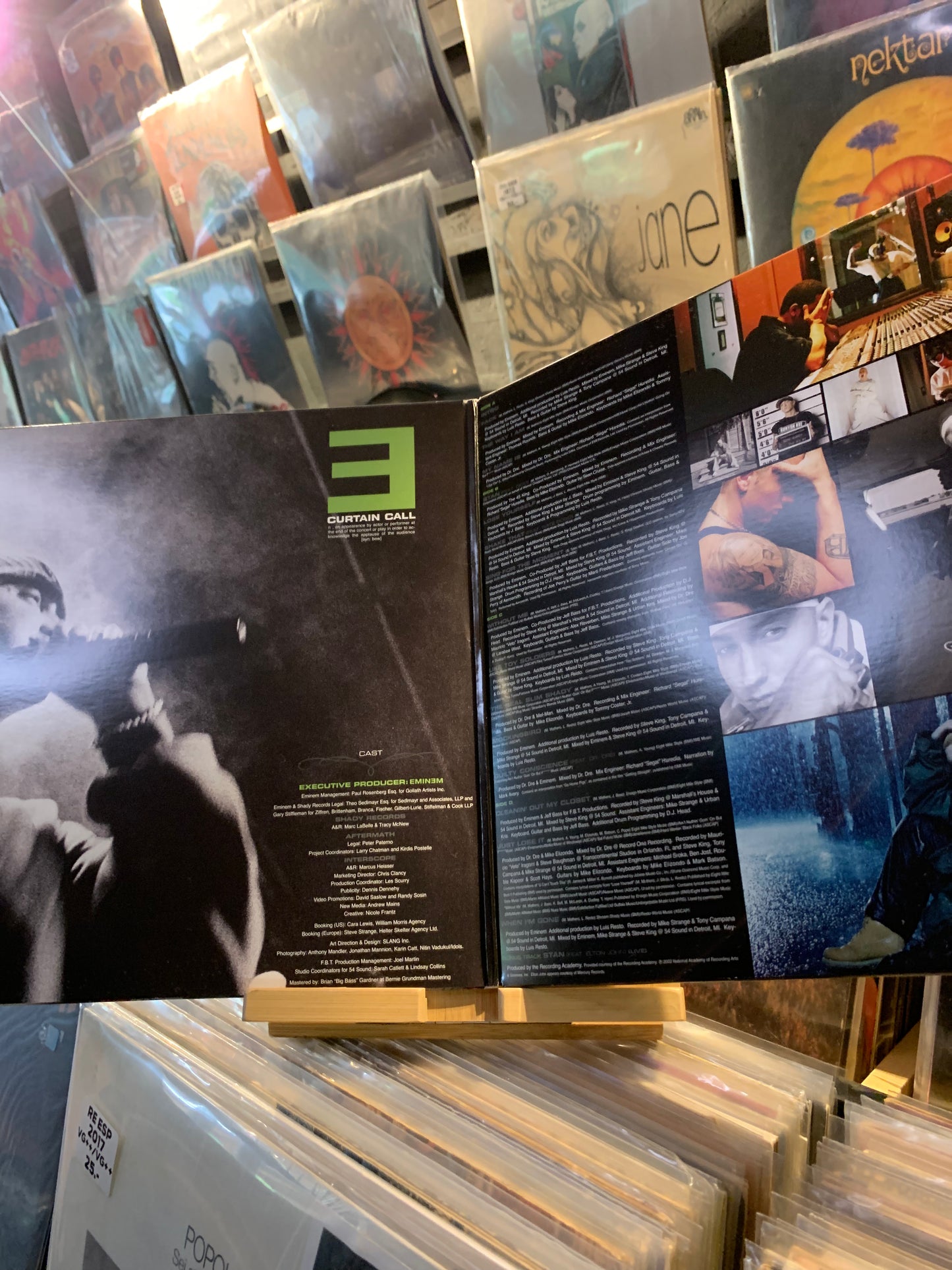 EMINEM - CURTAIN CALL: THE HITS...RE EU 2021 VG+/NM DLP