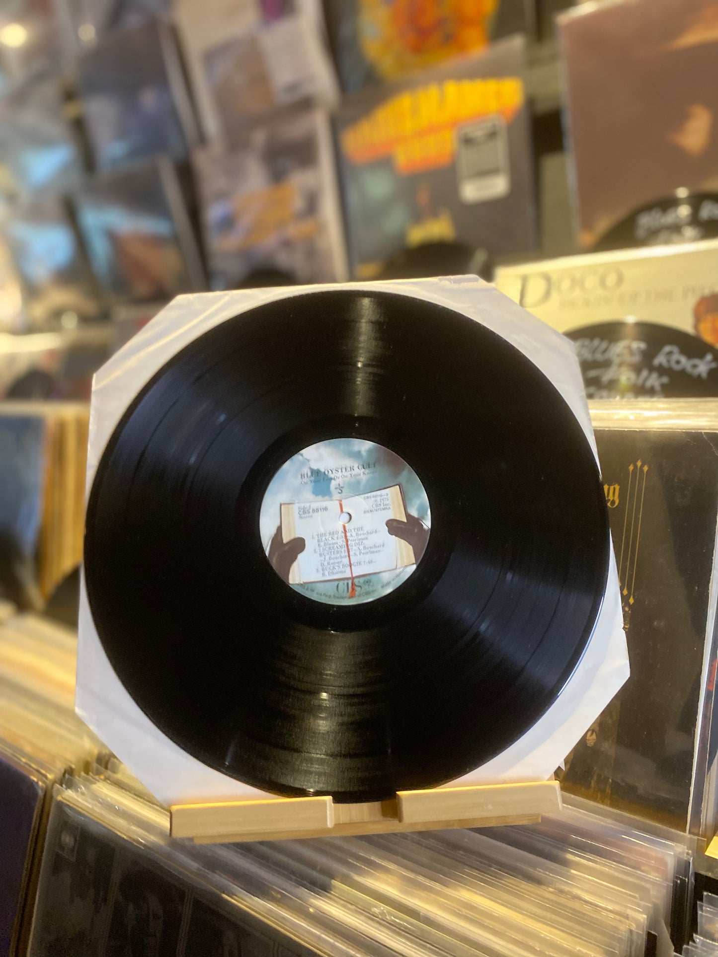 BLUE ÖYSTER CULT – ON YOUR FEET OR ON YOUR KNEES / 2 X LP (RE EU)
