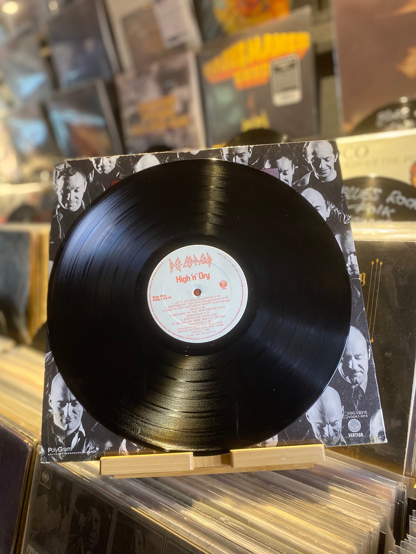 DEF LEPPARD – HIGH 'N' DRY / LP (RE CAN 1984)