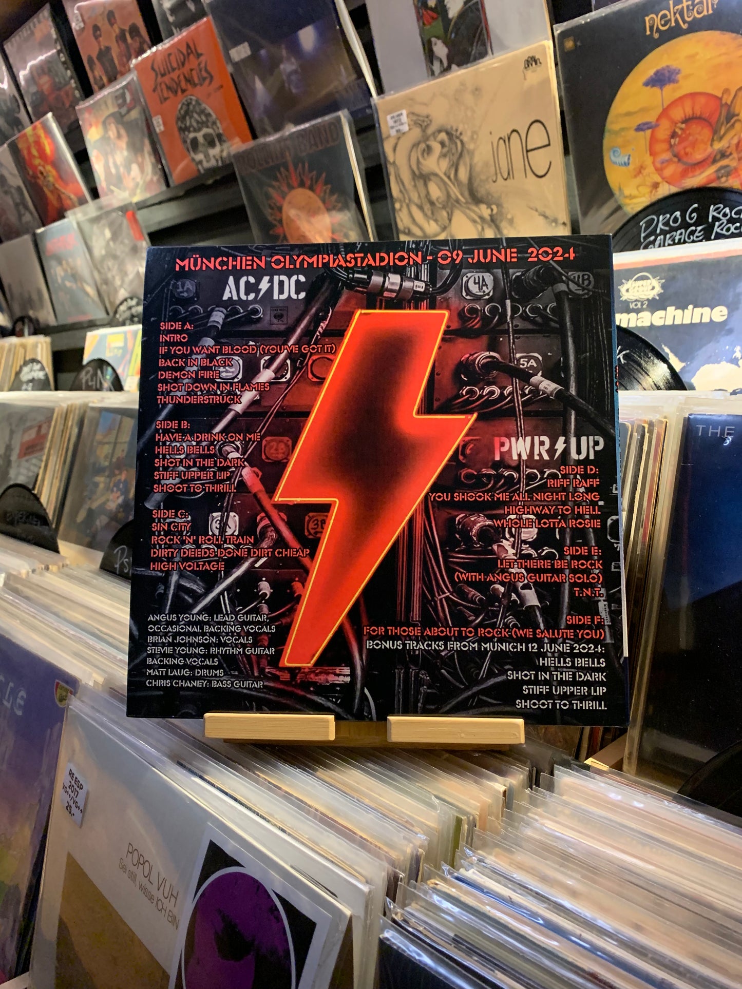 AC/DC – ROLLING THUNDER MUNICH...BOOT EU 2024...NM/NM