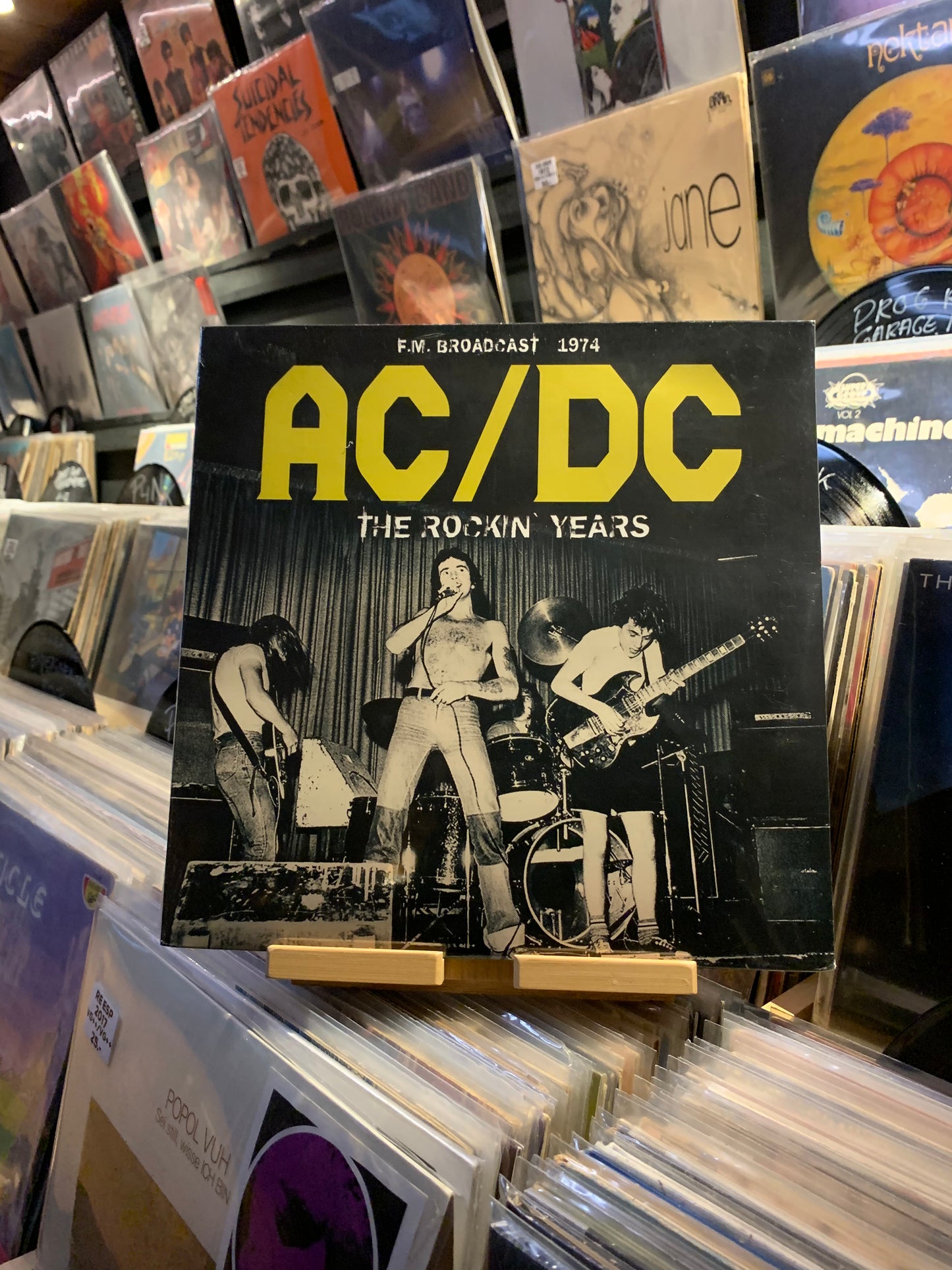 AC/DC - THE ROCKIN' YEARS 1974...UNO GER 2017 ...SEALED