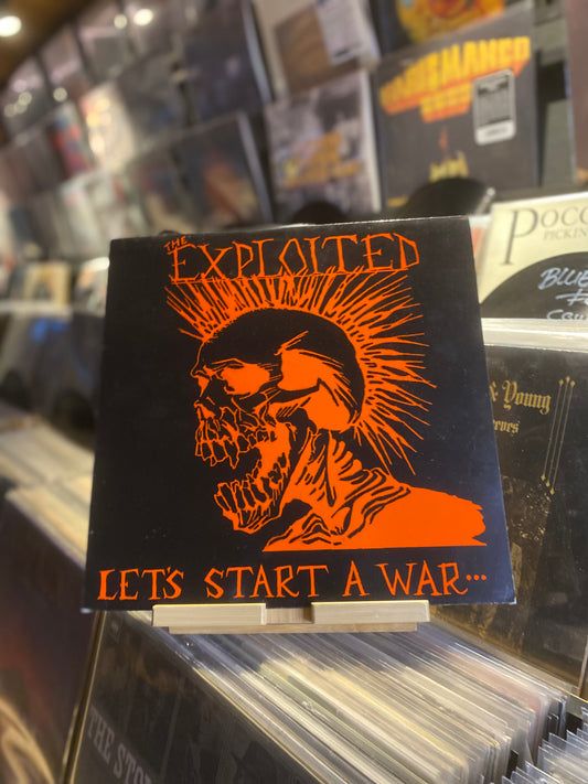 THE EXPLOITED – LET'S START A WAR... ...SAID MAGGIE ONE DAY / LP (OG GER 1983