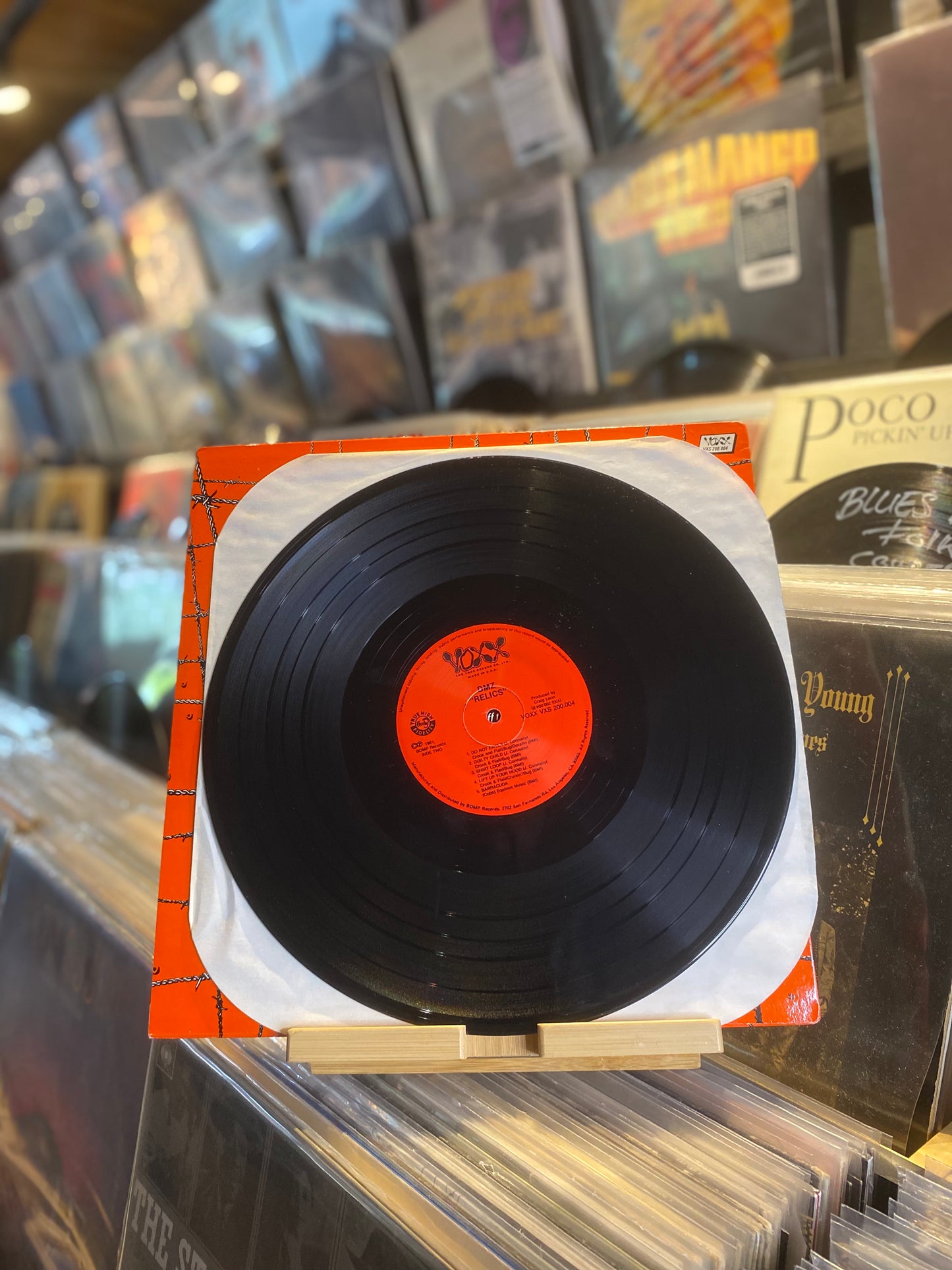 DMZ  – RELICS / (RE US)