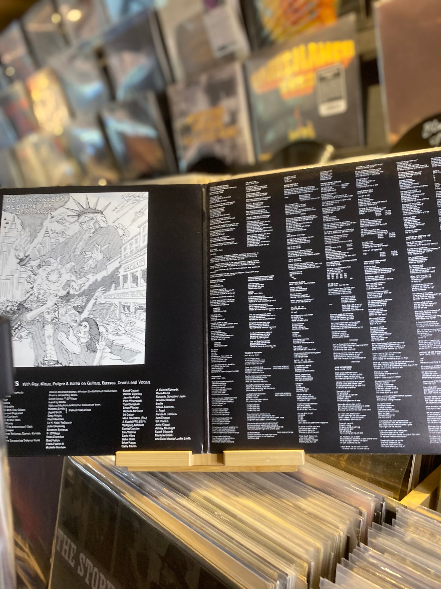 DEAD KENNEDYS – BEDTIME FOR DEMOCRACY (OG UK 1986)