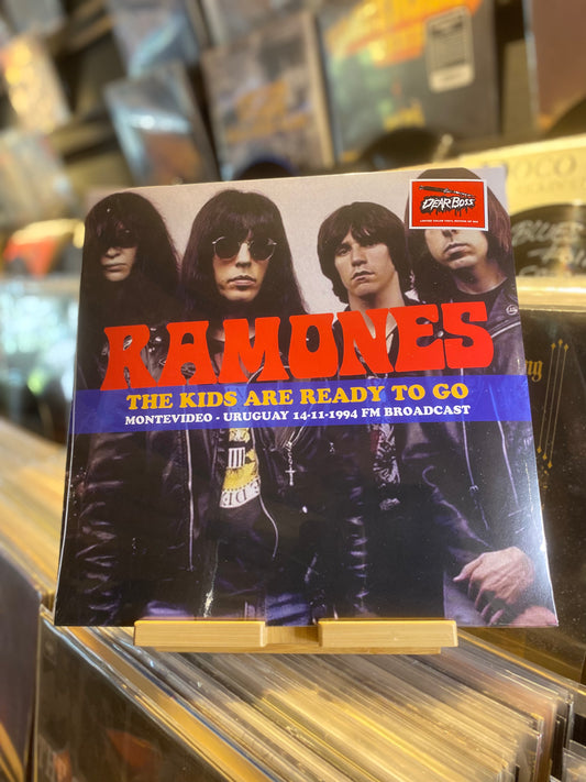 RAMONES – THE KIDS ARE READY TO GO / White Vinyl Color Unofficial Release