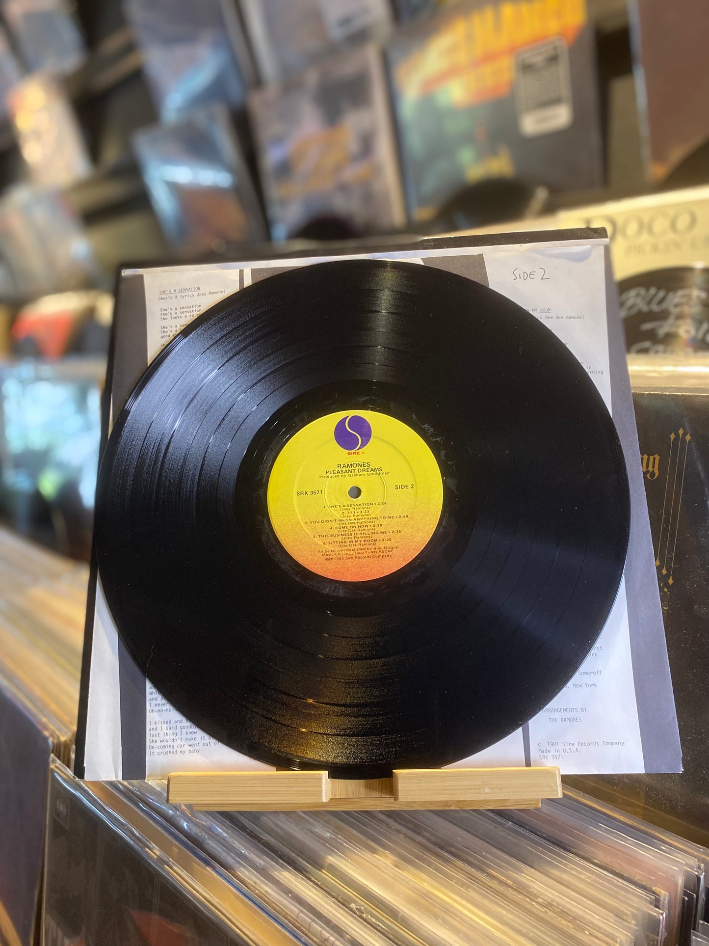RAMONES – PLEASANT DREAMS / (RE US)