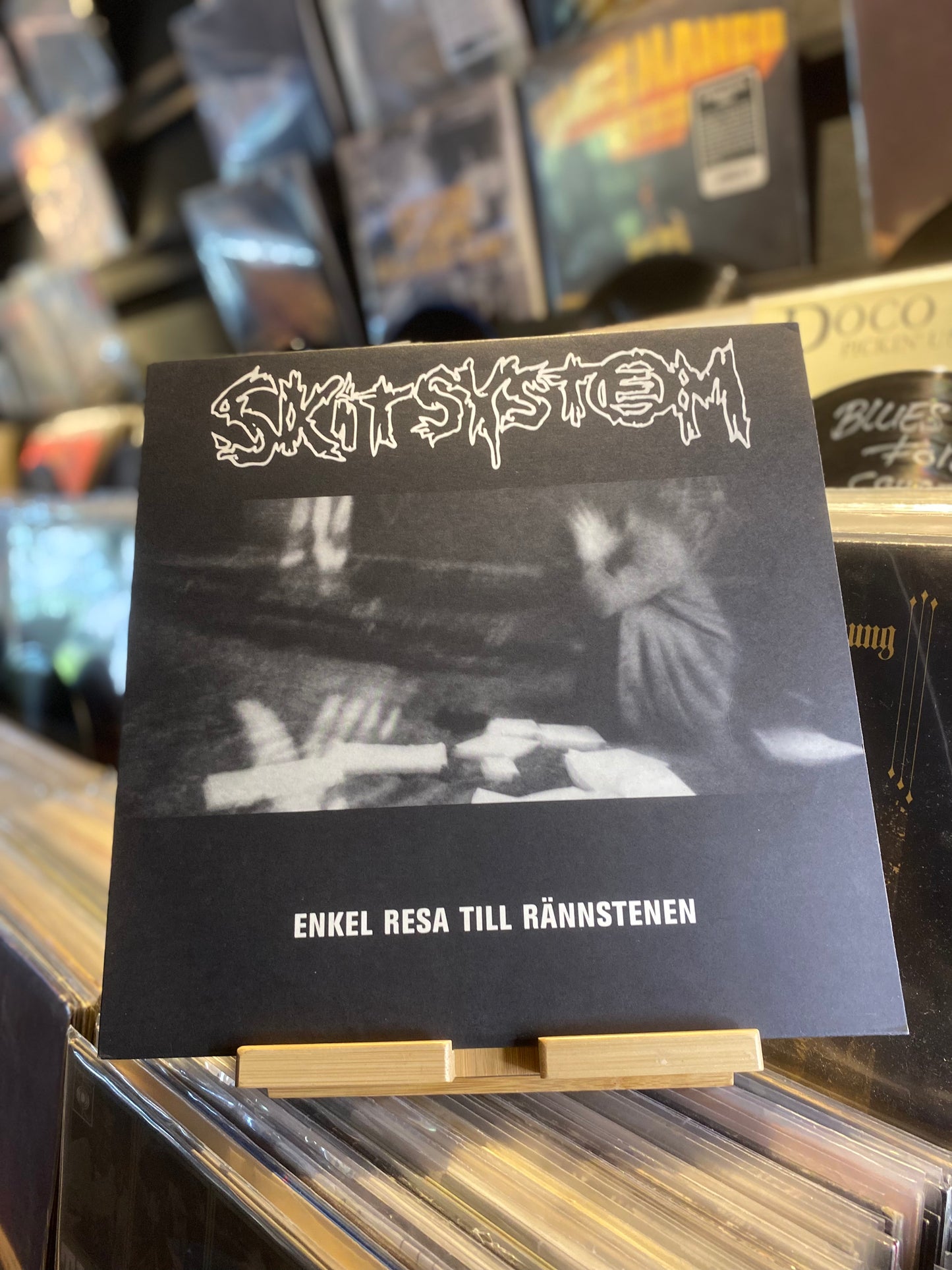 SKITSYSTEM – ENKEL RESA TILL...OG US 2001...EX/EX