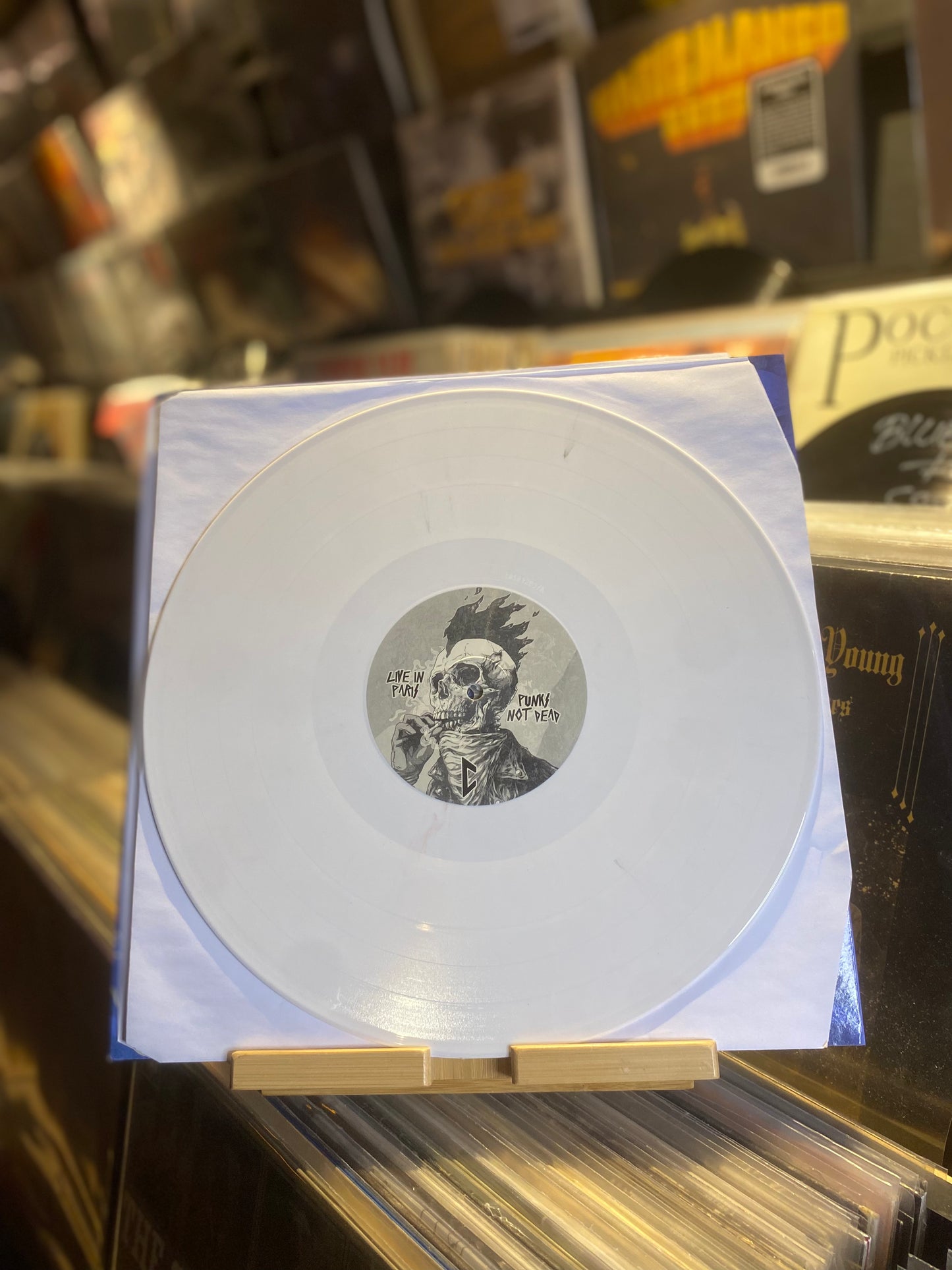 SLAYER – LIVE IN PARIS - PUNKS NOT DEAD / Limited Edition  UnofficiaL white/black marbled