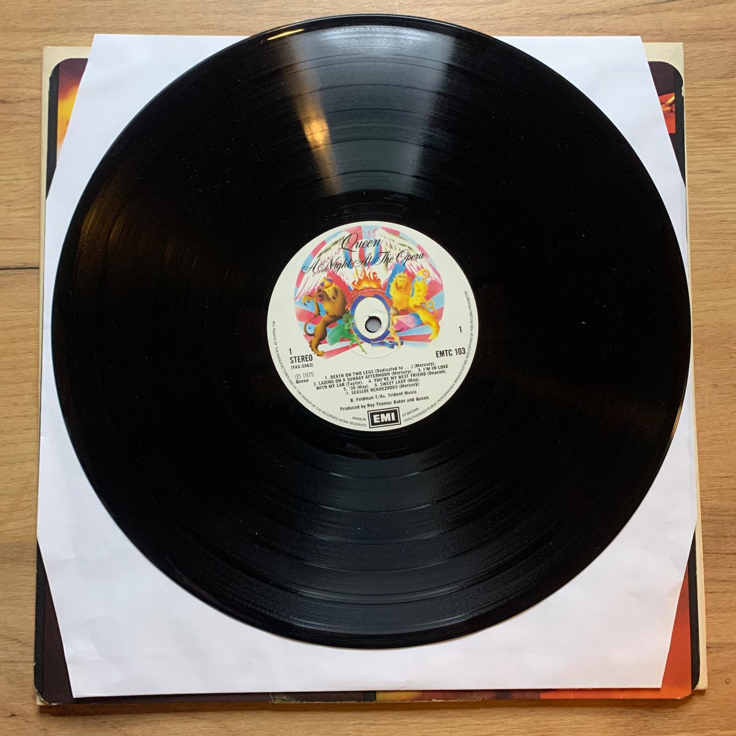 QUEEN - A NIGHT AT THE OPERA...OG UK 1975...VG+/VG+