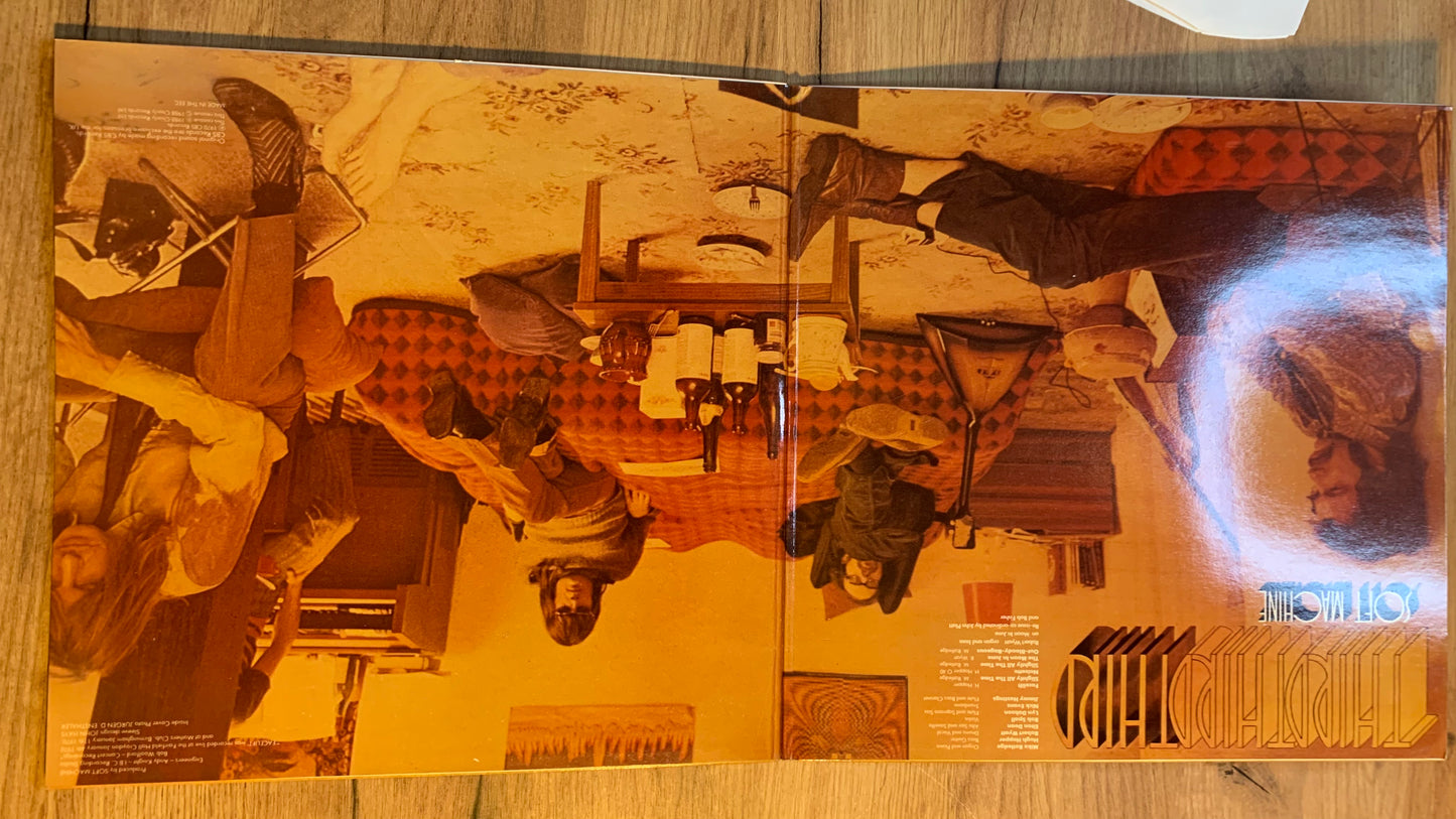THE SOFT MACHINE - THE SOFT MACHINE...RE UK 1988...VG+/EX