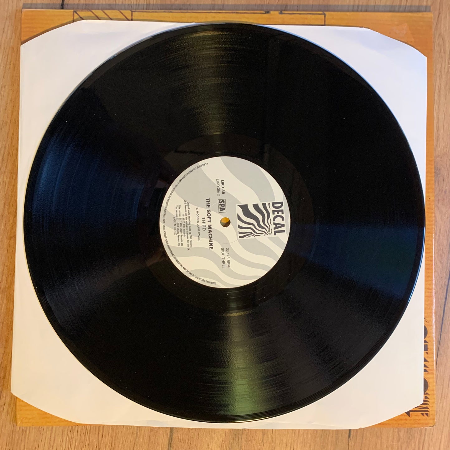THE SOFT MACHINE - THE SOFT MACHINE...RE UK 1988...VG+/EX