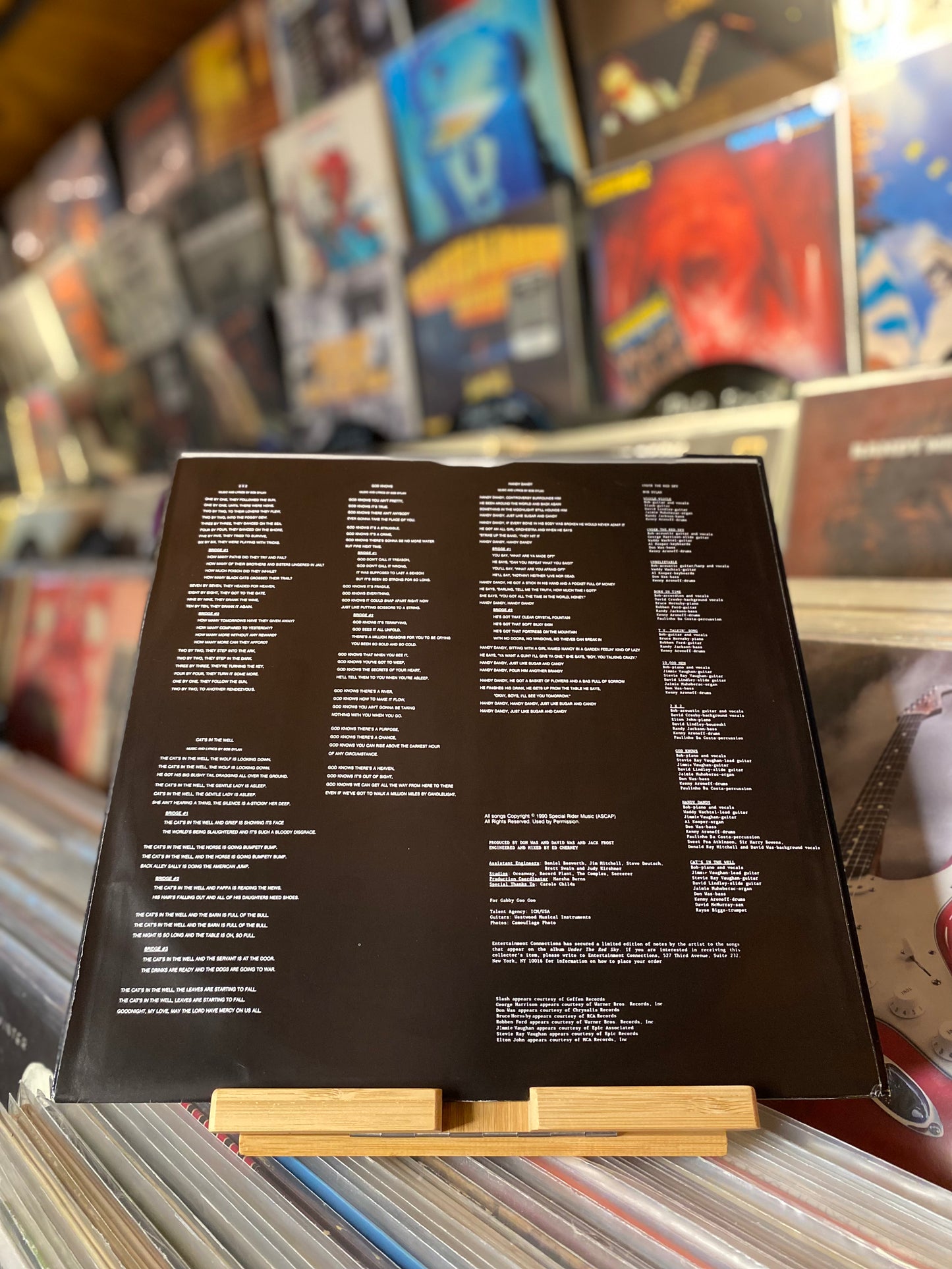 BOB DYLAN - UNDER THE RED SKY / LP, ALBUM, RE (1991)