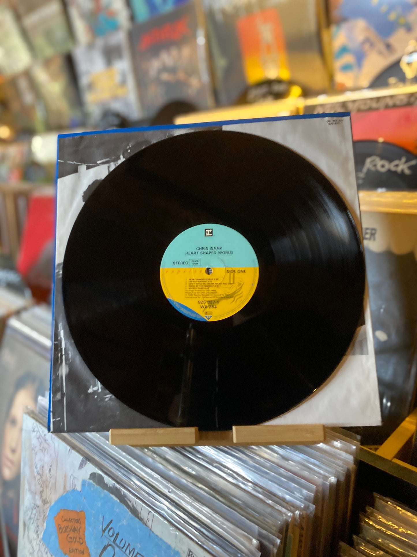 CHRIS ISAAK - HEART SHAPED WORLD / LP, ALBUM, ALS (EU 1989)