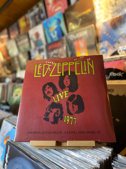 Led Zeppelin - Live 1977 (Richfield Coliseum - Cleveland April 27 / 2xLP, Oxblood vinyl color