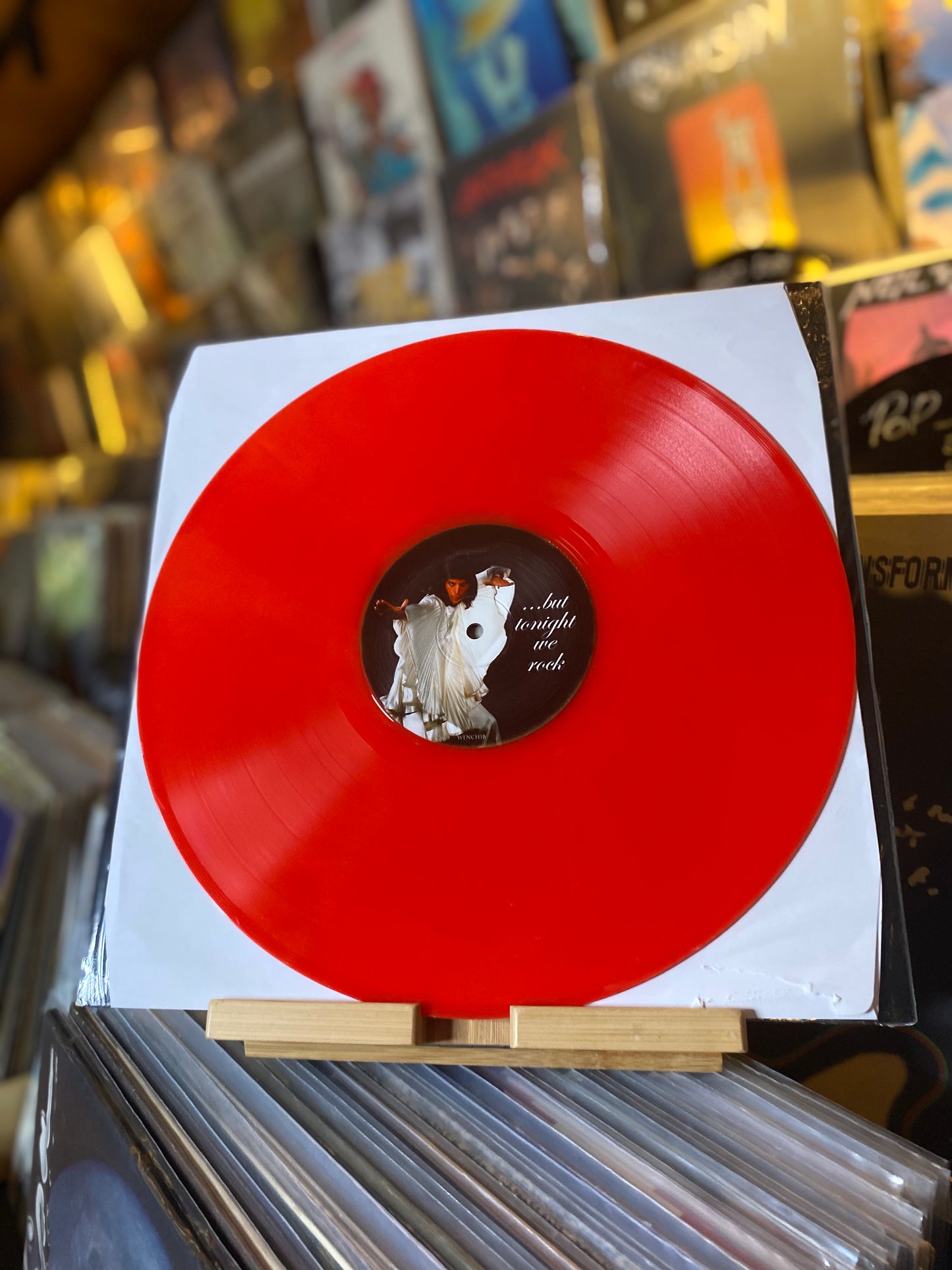 QUEEN - TOKYO - YOU'VE GOT A BEAUTIFUL SMILE... EU MINT... LIMITED RED VINYL