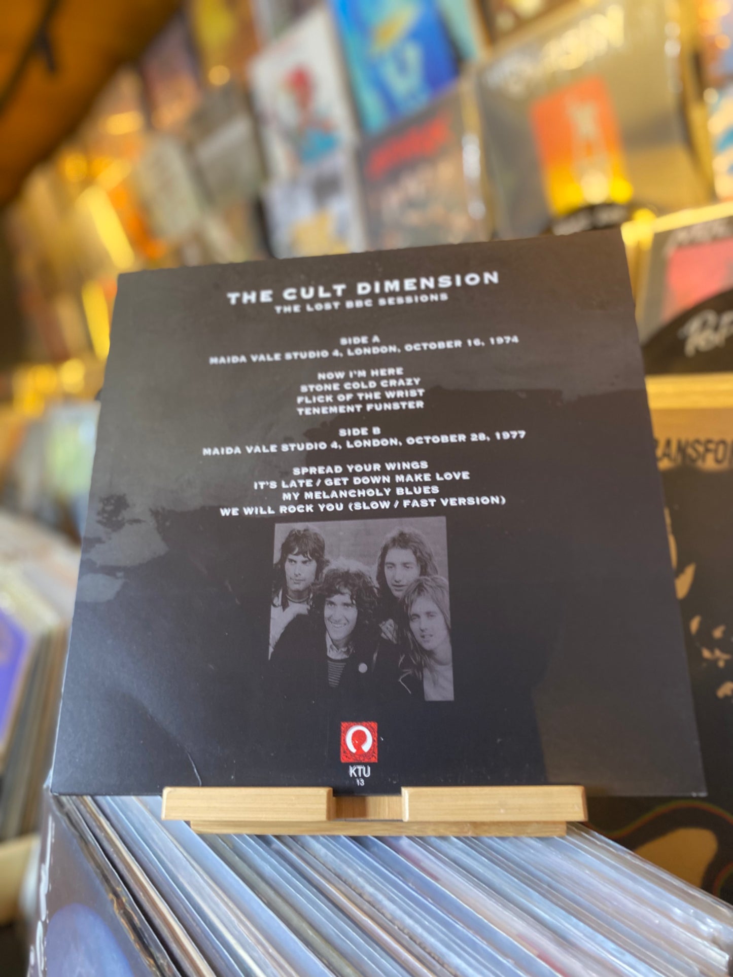 QUEEN - THE CULT DIMENSION...BOOT 2019...EX/EX