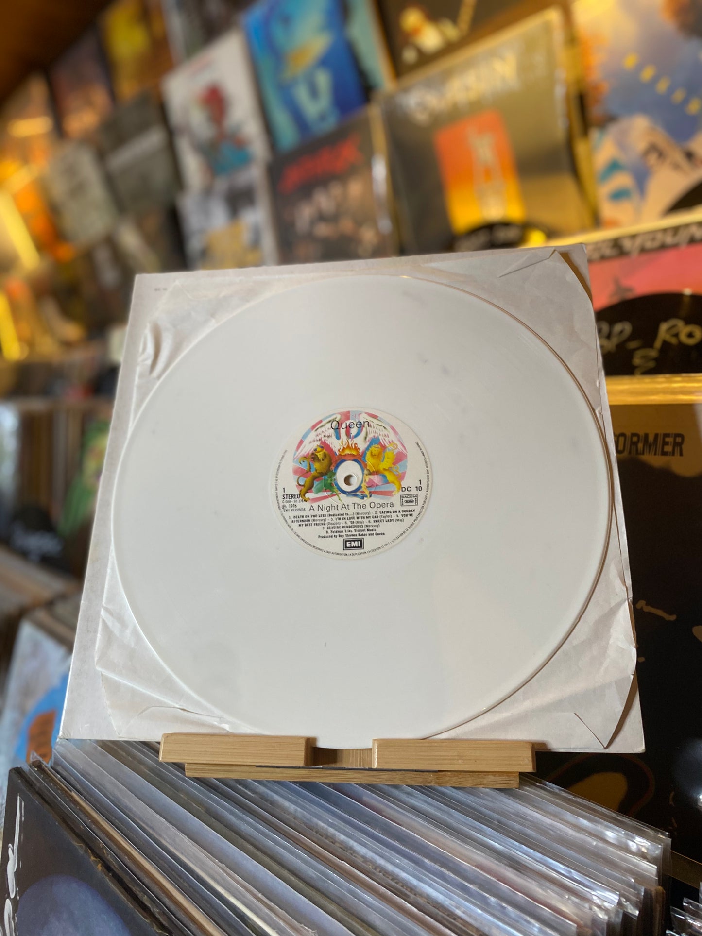 QUEEN - A NIGHT AT THE OPERA...RE FR 1978...EX/VG+