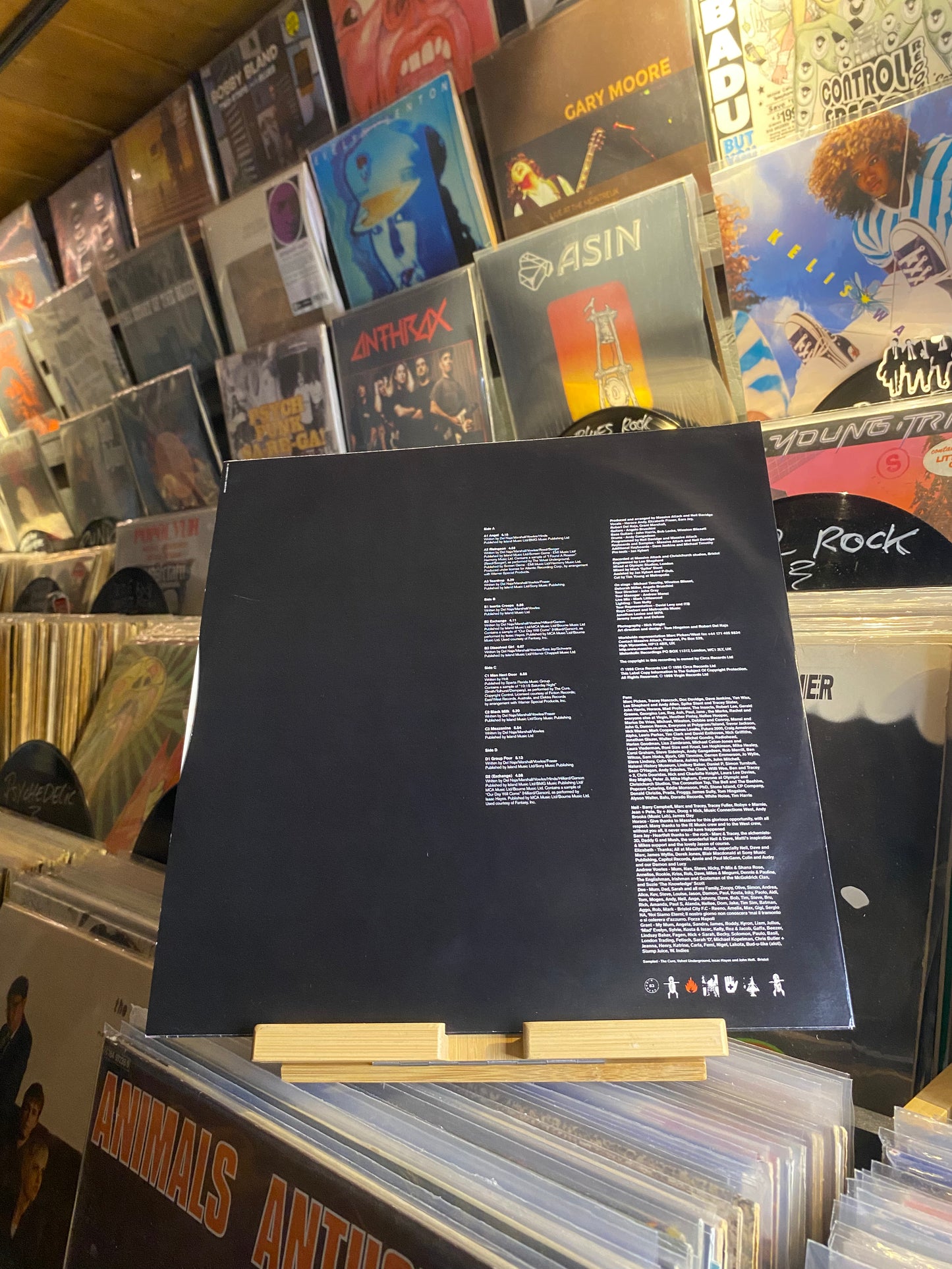 MASSIVE ATTACK – MEZZANINE / DLP OG EU 1998)