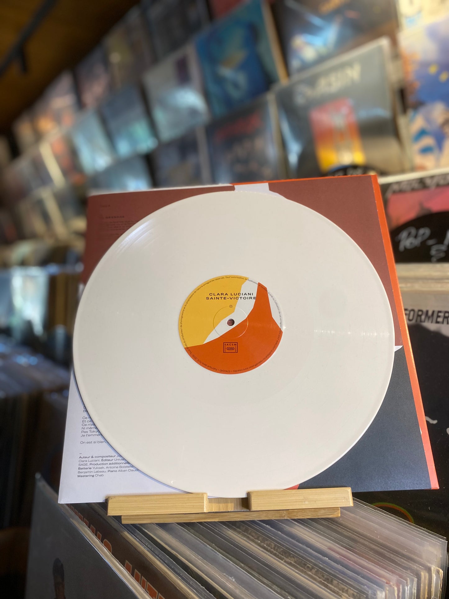 CLARA LUCIANI - SAINTE-VICTOIRE / LP, Album, 180 WHITE VINYL (FR 2018)
