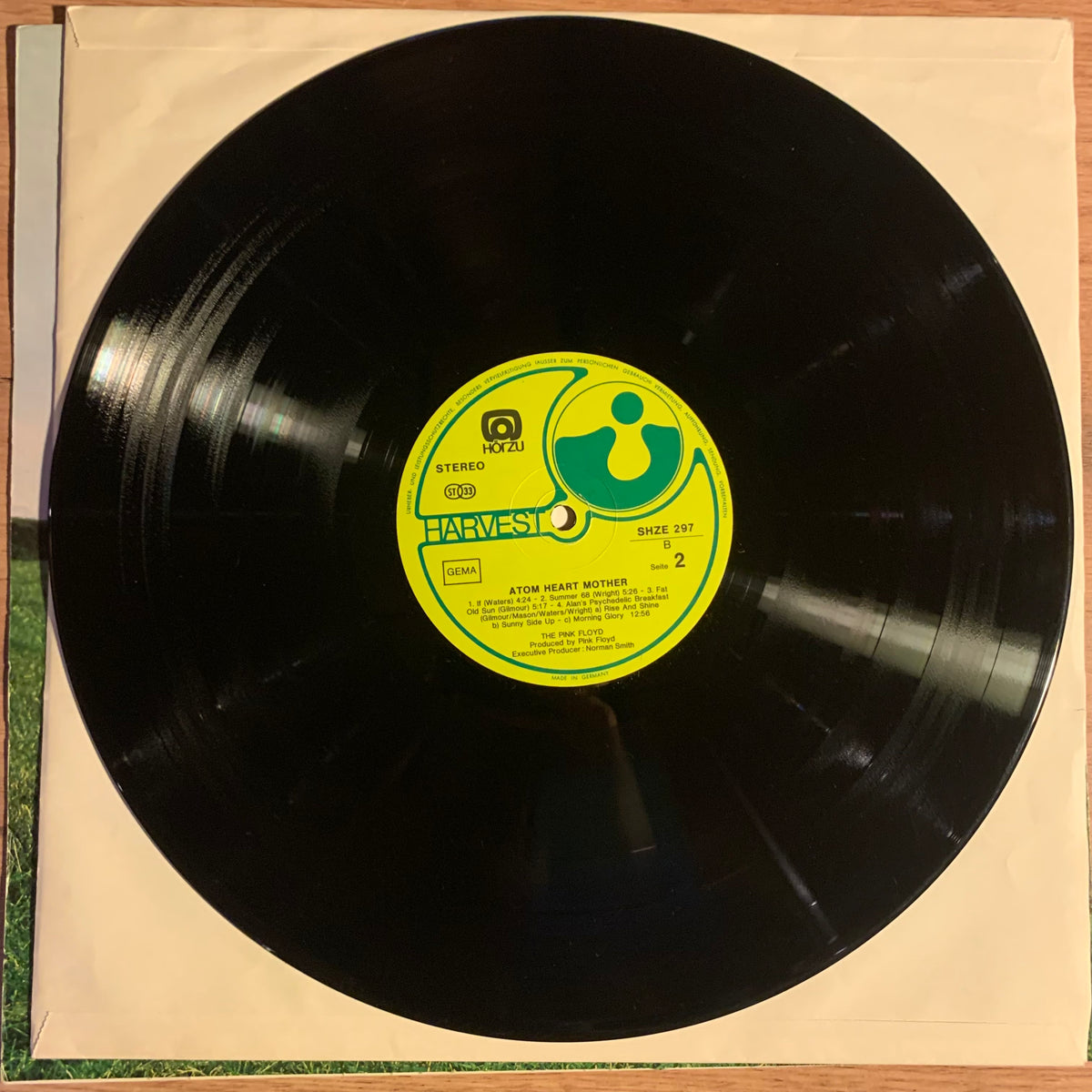 Pink Floyd - Atom Heart Mother, disque Harvest Hörzu SHZE 297