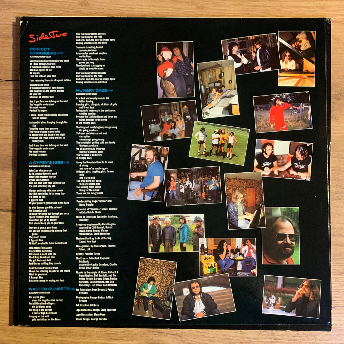 Perfect Strangers - sous-pochette illustrée et paroles