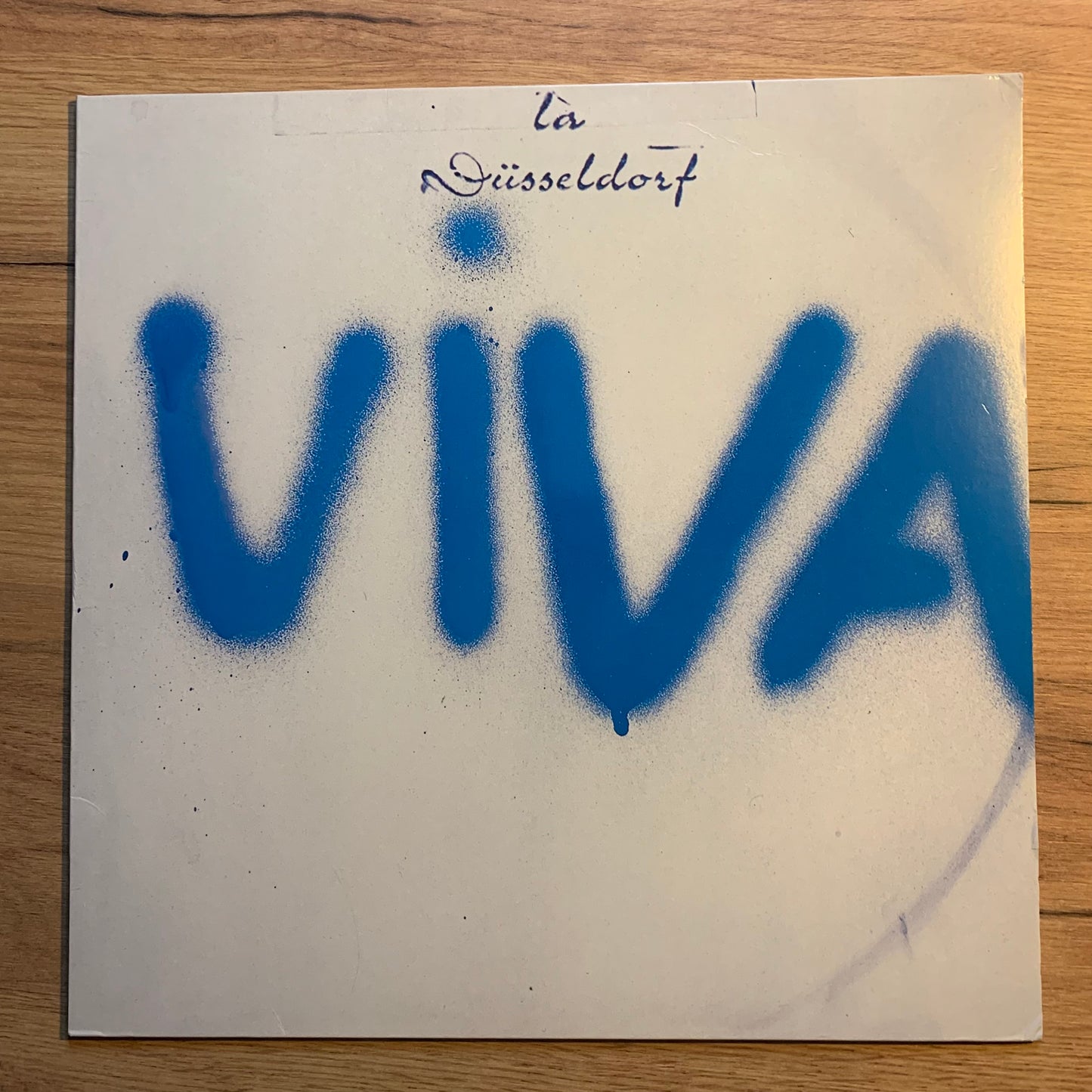 LA DÜSSELDORF - VIVA...RE EU 2011...VG+/VG+