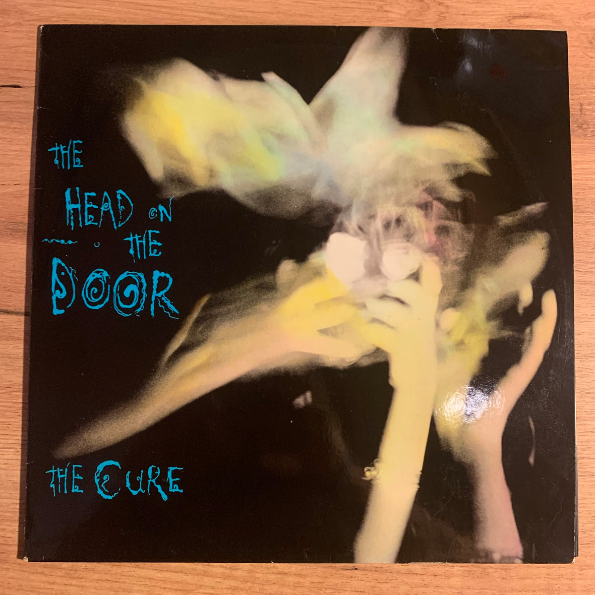 The Cure The Head on the Door sous-pochette imprimée avec paroles