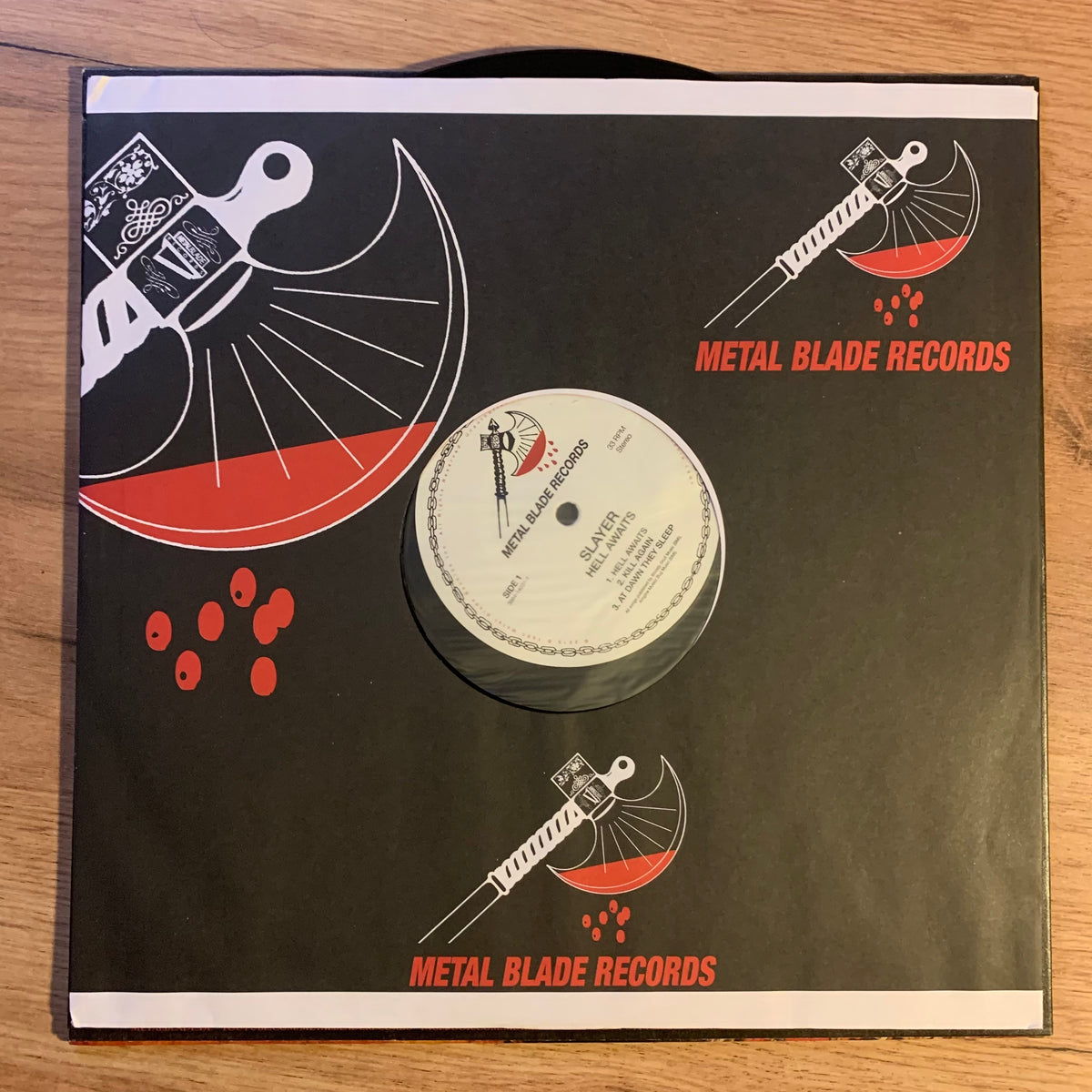 Pochette verso de Slayer – Hell Awaits