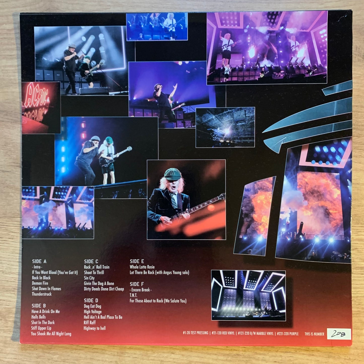 AC/DC - PWR/UP TOUR GELSENKIRCHEN 2024...BOOT EU 2024...MINT