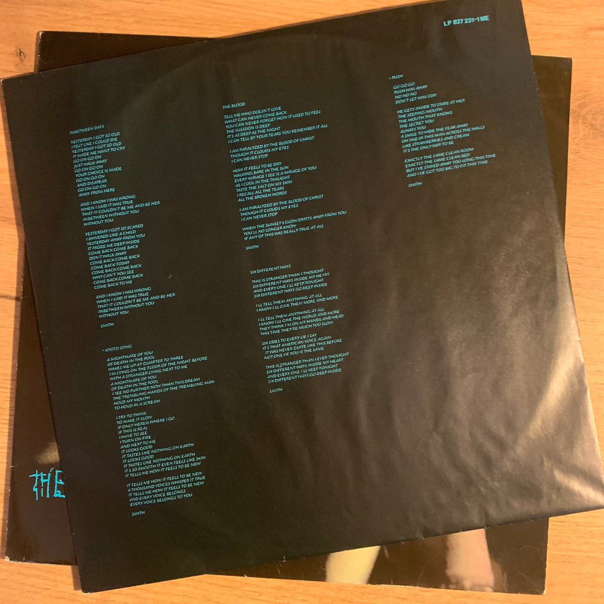 The Cure The Head on the Door pochette verso