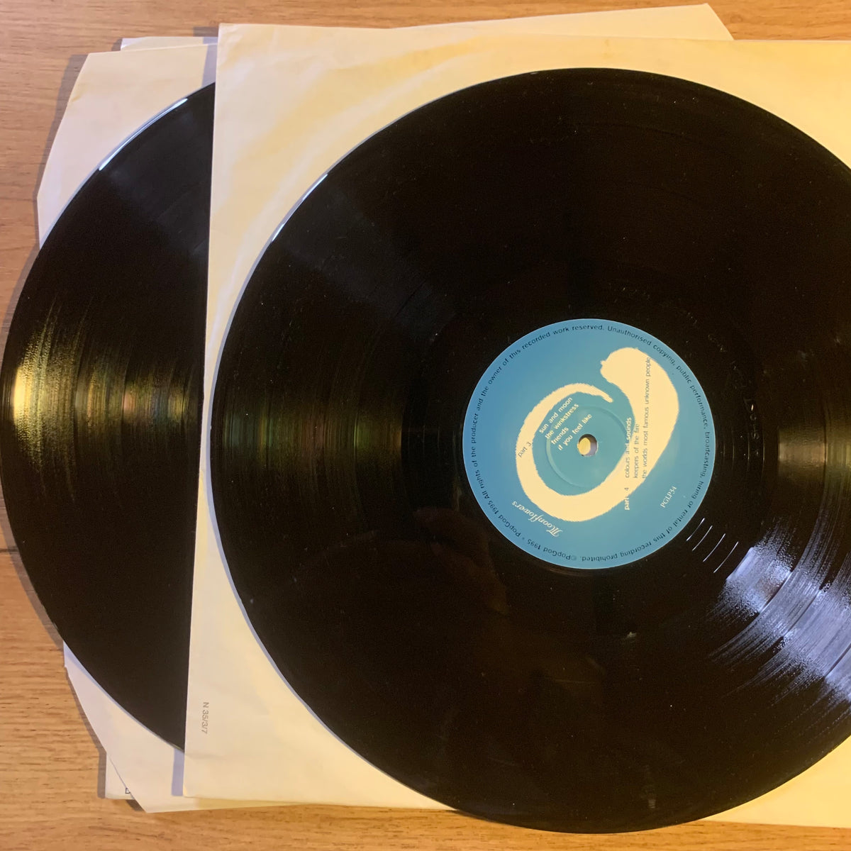 The Moonflowers Colours and Sounds : les deux disques