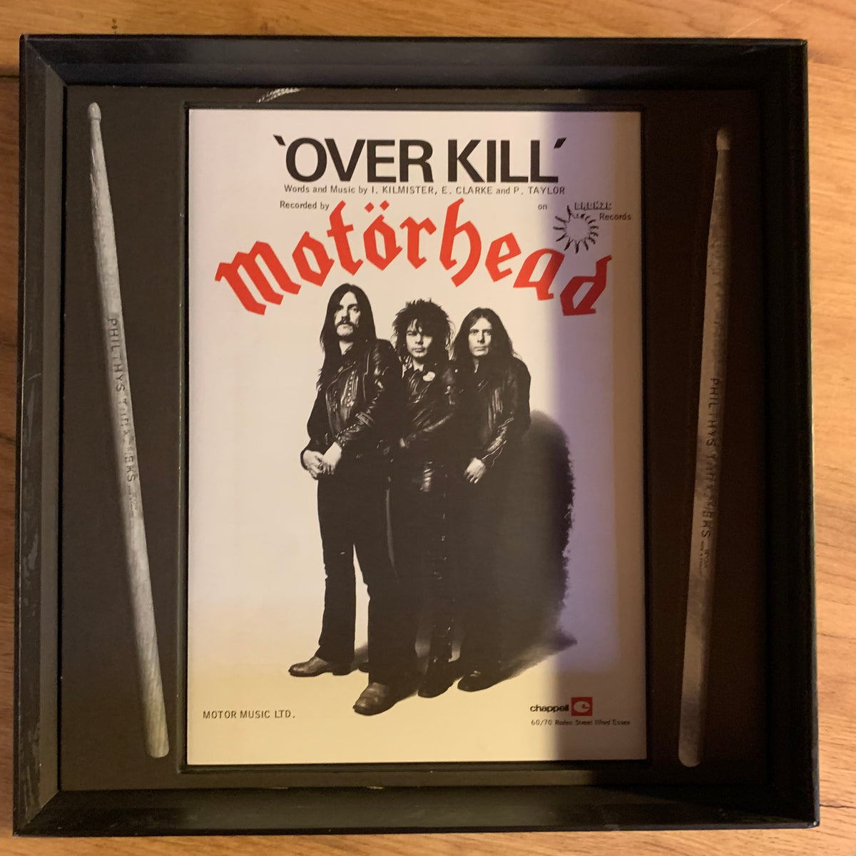 Motörhead - badges et rangement intérieur
