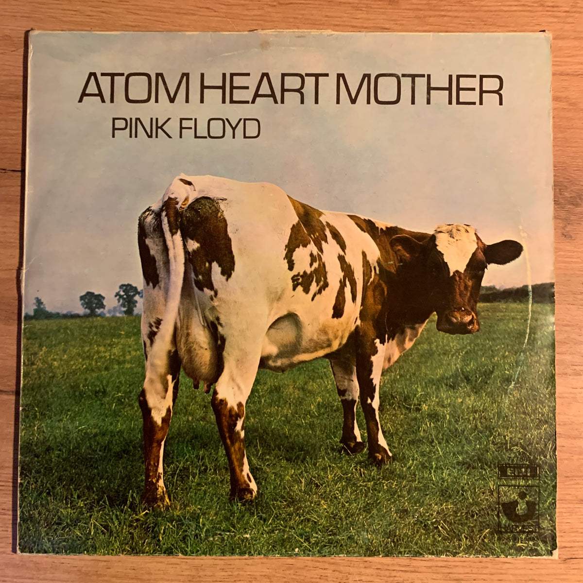 Pink Floyd - Atom Heart Mother, pochette recto