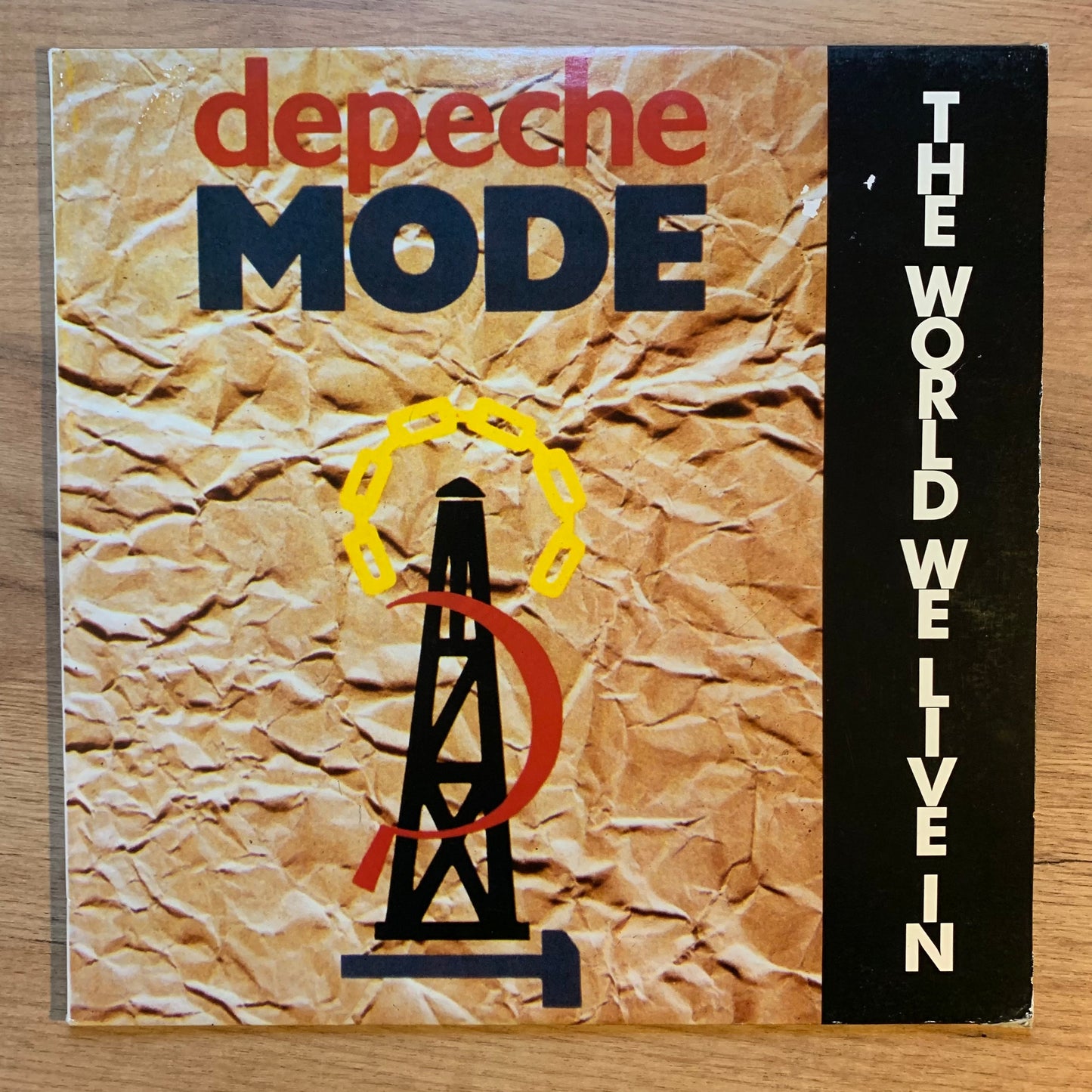 DEPECHE MODE - THE WORLD WE LIVE IN...BOOT EEC 1988...VG/VG+