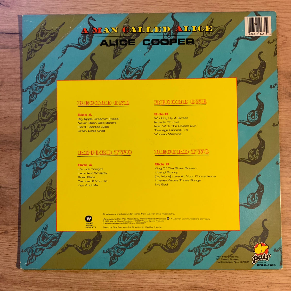 Alice Cooper A Man Called Alice étiquette état compilation US 1987 EX/VG+