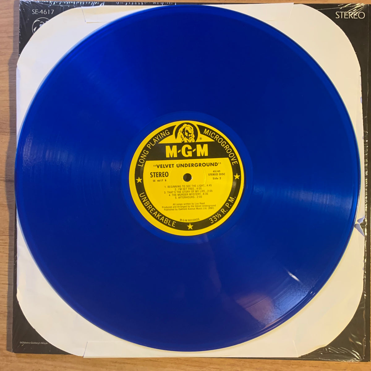 Vinyle bleu MGM
