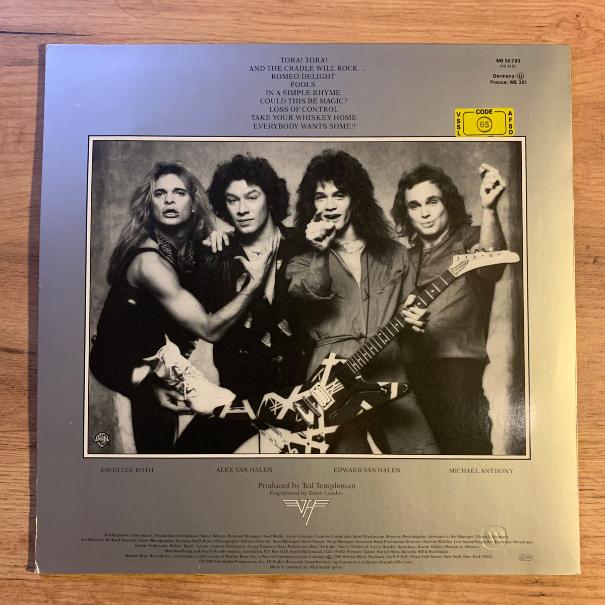 Pochette verso de Van Halen Women and Children First