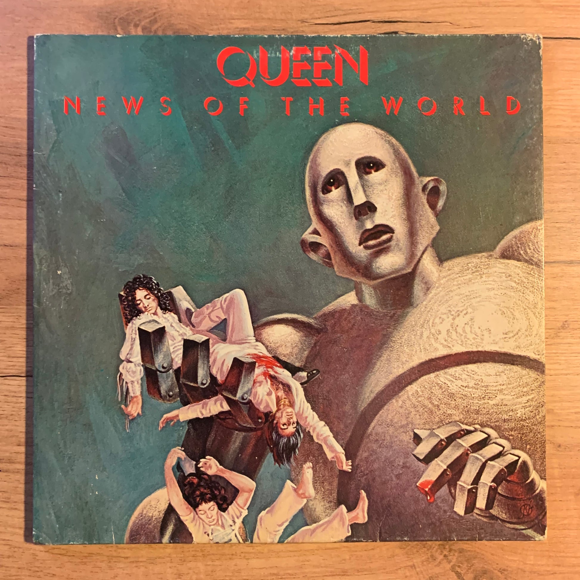 Queen - News of the World - Gatefold intérieur