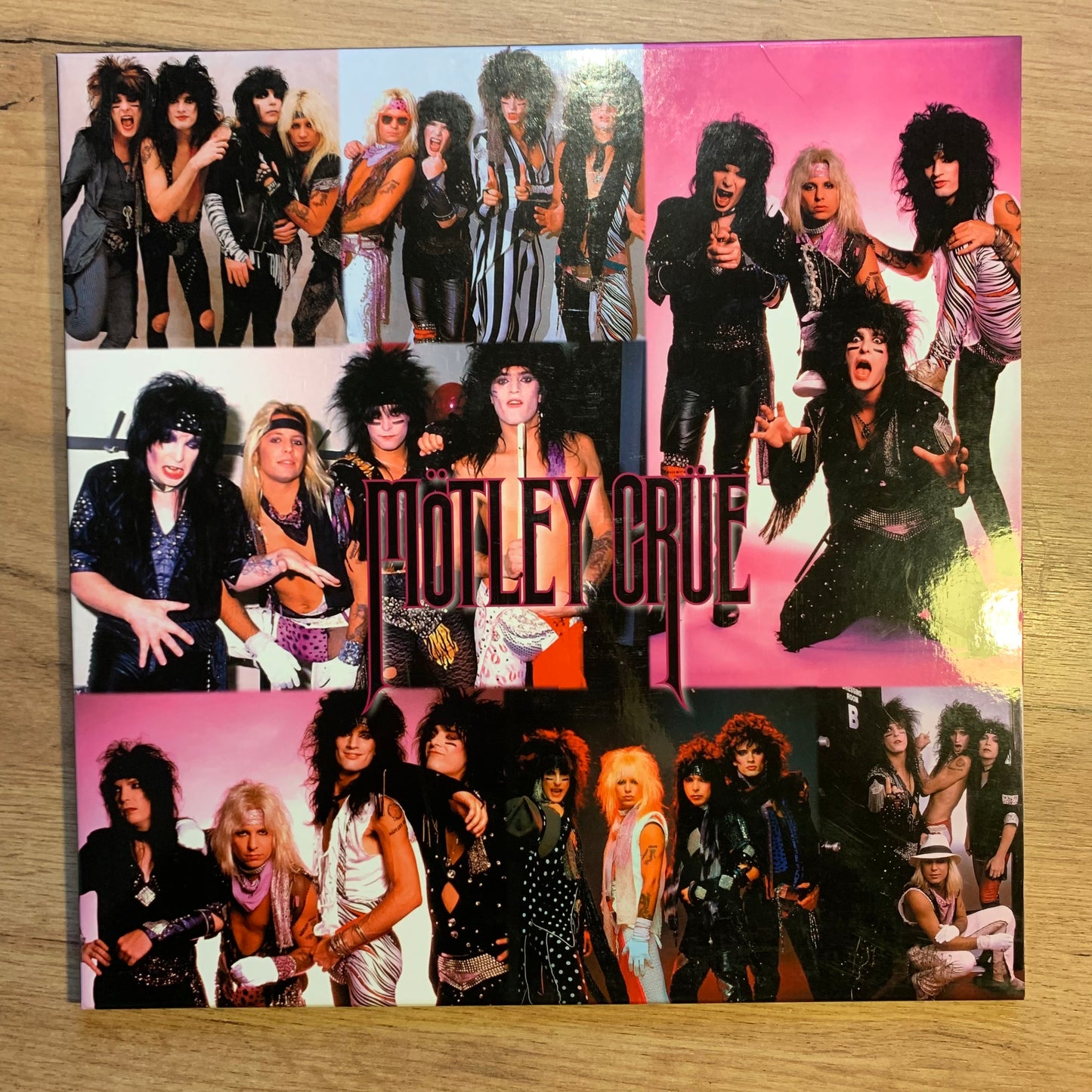 MÖTLEY CRÜE - LIVE AT THE CITY HALL SHEFFIELD...BOOT US 2014...VG+/NM