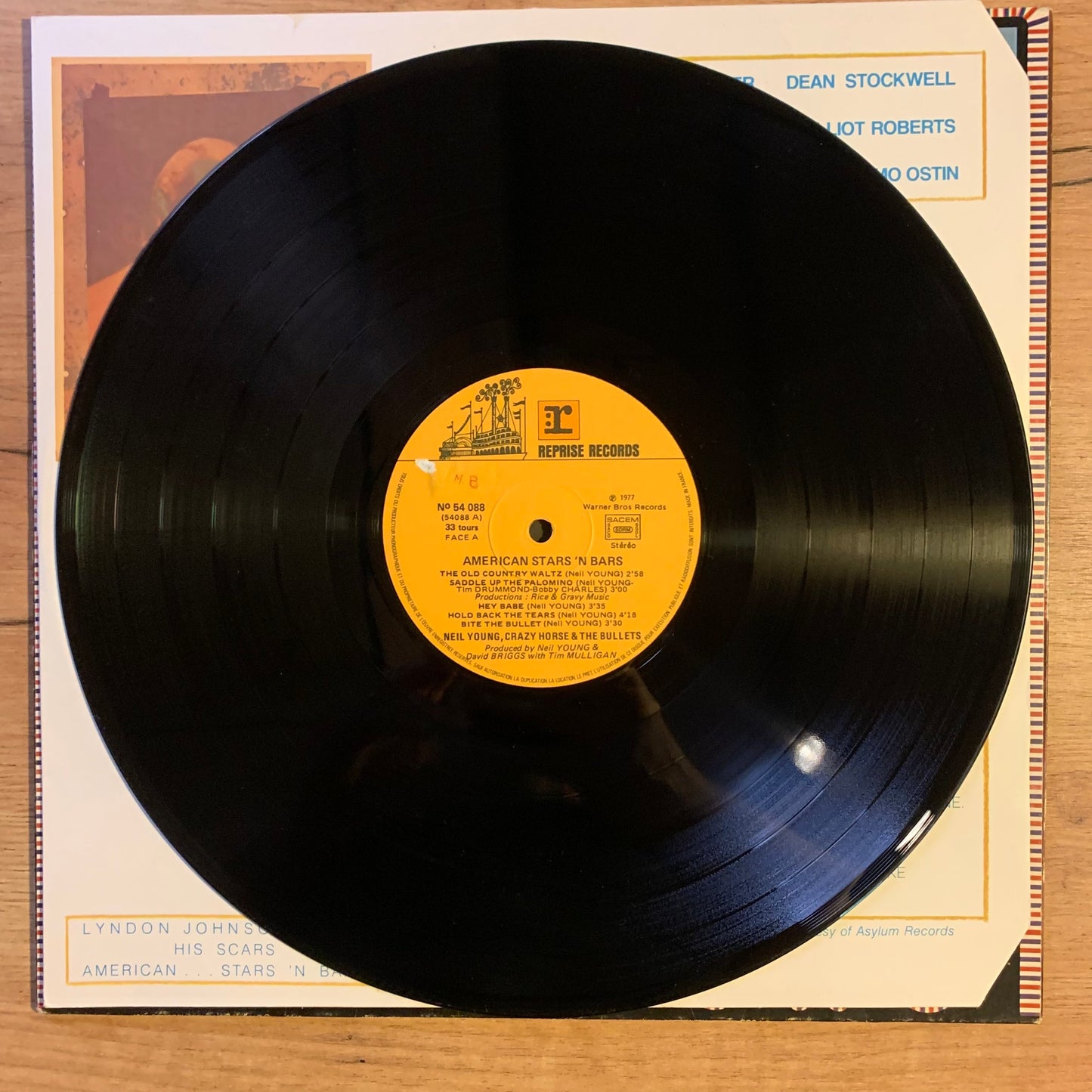 Neil Young - American Stars 'n Bars - Disque