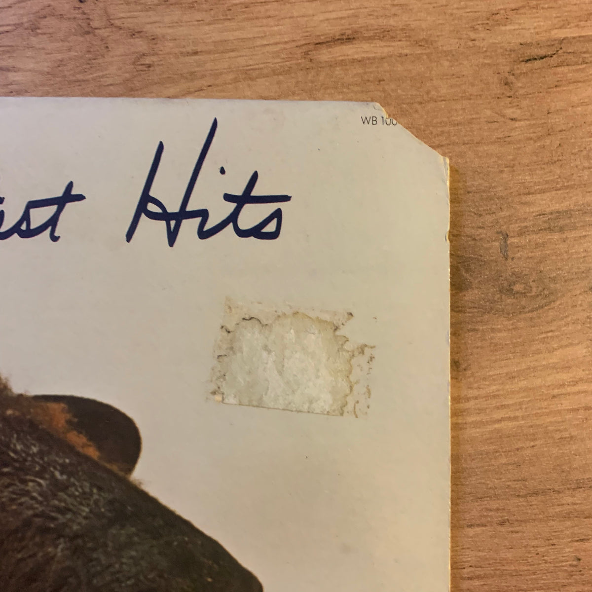 Funkadelic's Greatest Hits : détail du coin coupé et de la trace d'étiquette